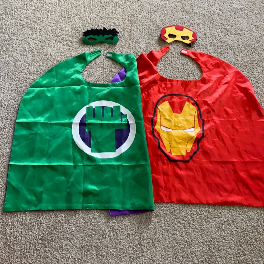 2 Super hero cape and mask